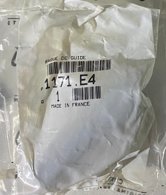 Douille de Guidage de Jauge d'Huile