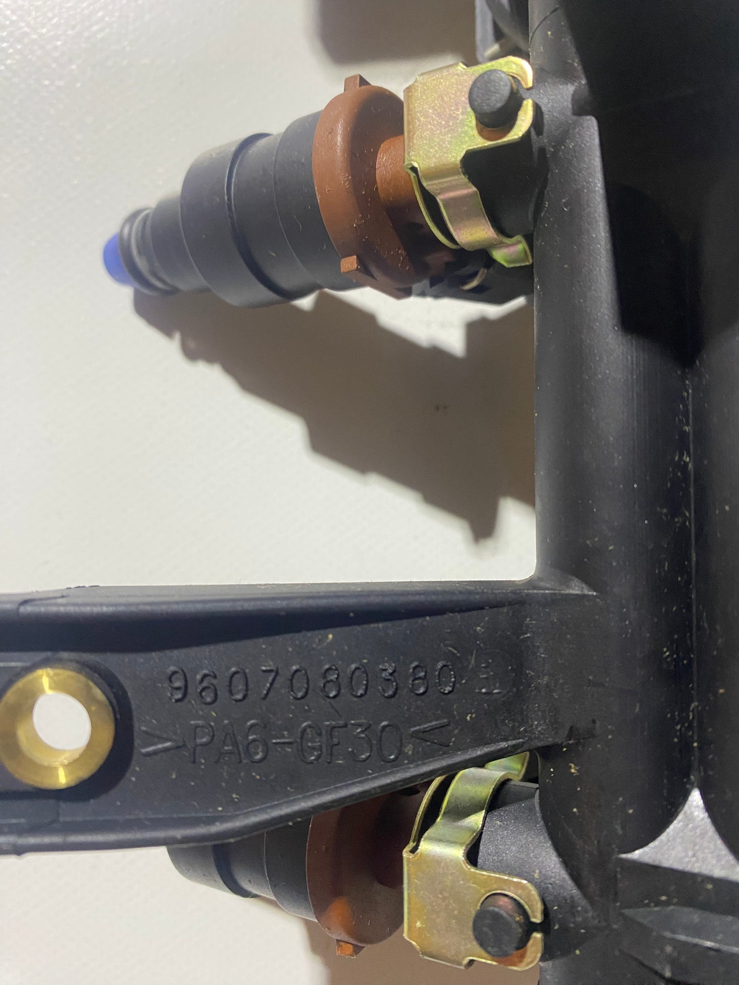 Rampe d’injection complète 1.6 8 soupapes