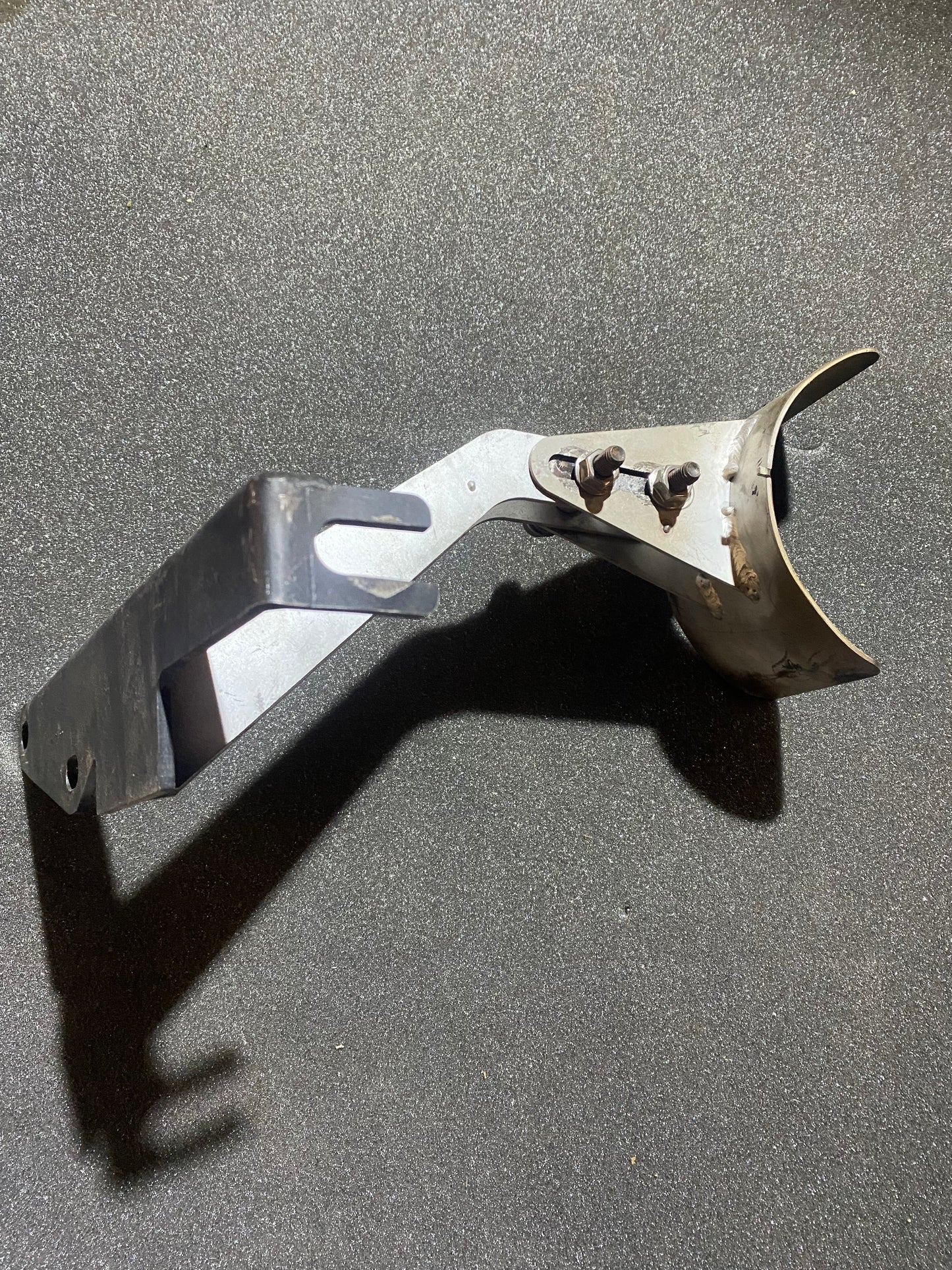 Support de Silencieux F4 moteur Renault Geely (Copie)