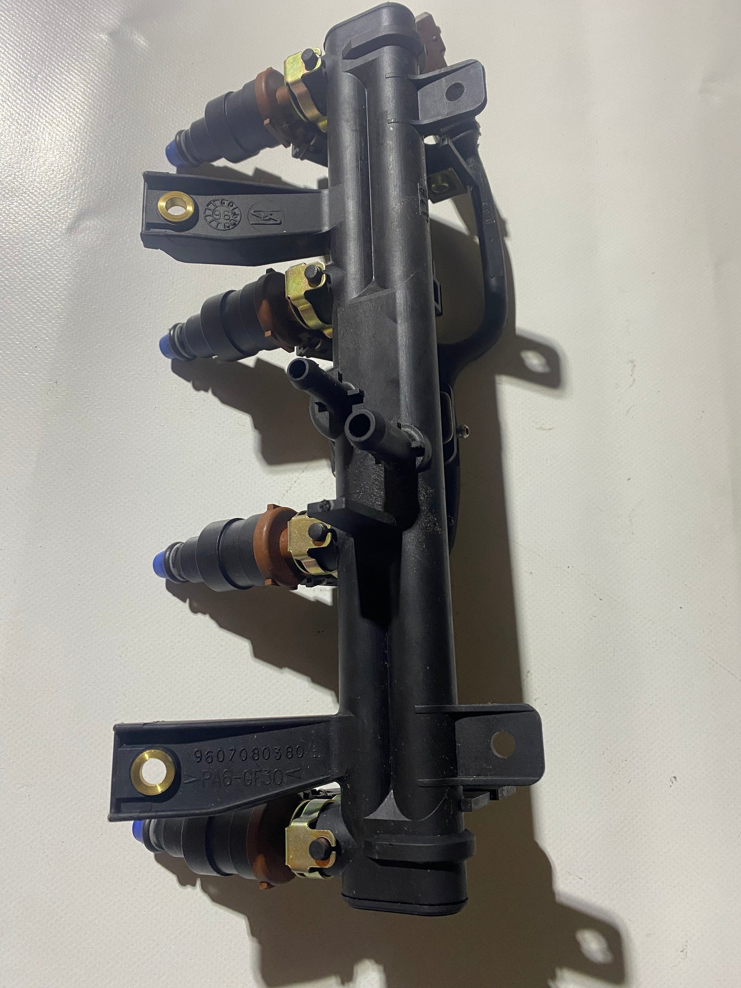 Rampe d’injection complète 1.6 8 soupapes