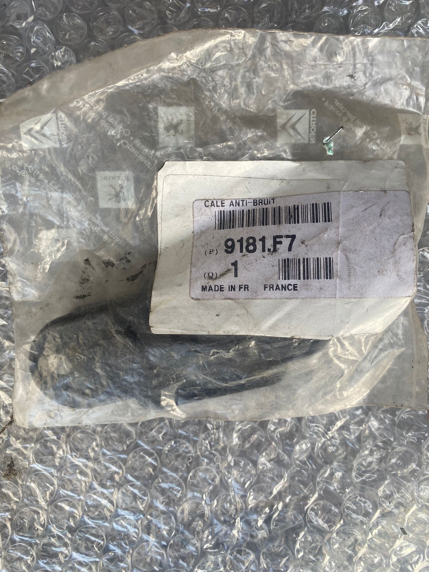 Cale Anti Bruit 9181F7