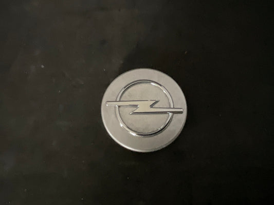 Cache Moyeu Gris ou Noir Opel