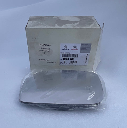 Vitre de Rétroviseur Droit Peugeot 106