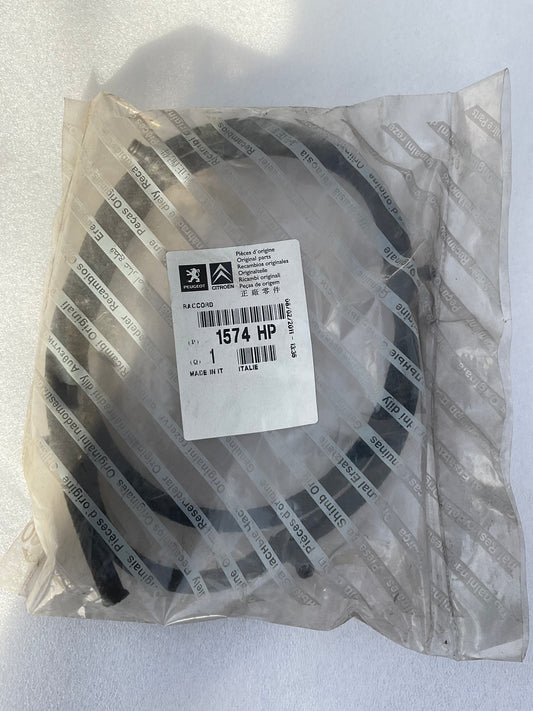 Tuyau de Carburant 1574HP