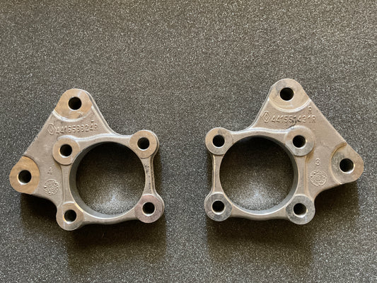 Support d'Etrier ARD/ ARG Clio Rallye 5 - 5 Cup