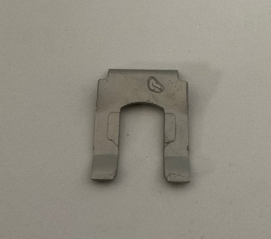 Cavalier de fixation de tuyau de frein arrière DS3R3