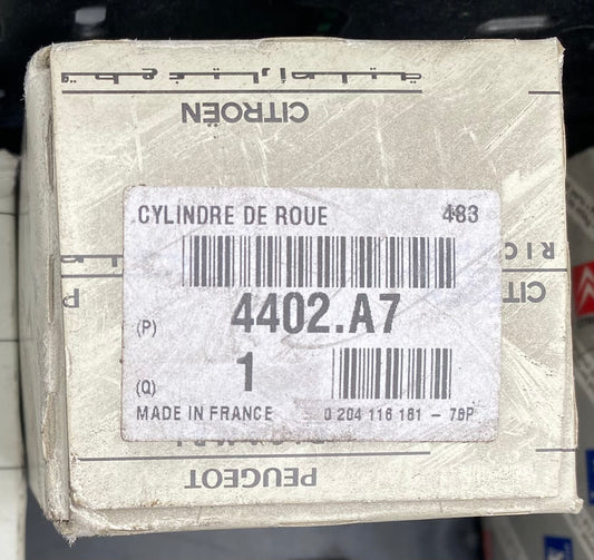 Cylindre de Roue 4402A7