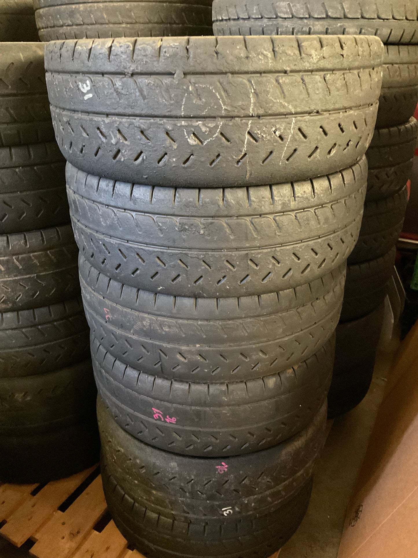 Pneu Michelin 19/60-16 R31 Occasion