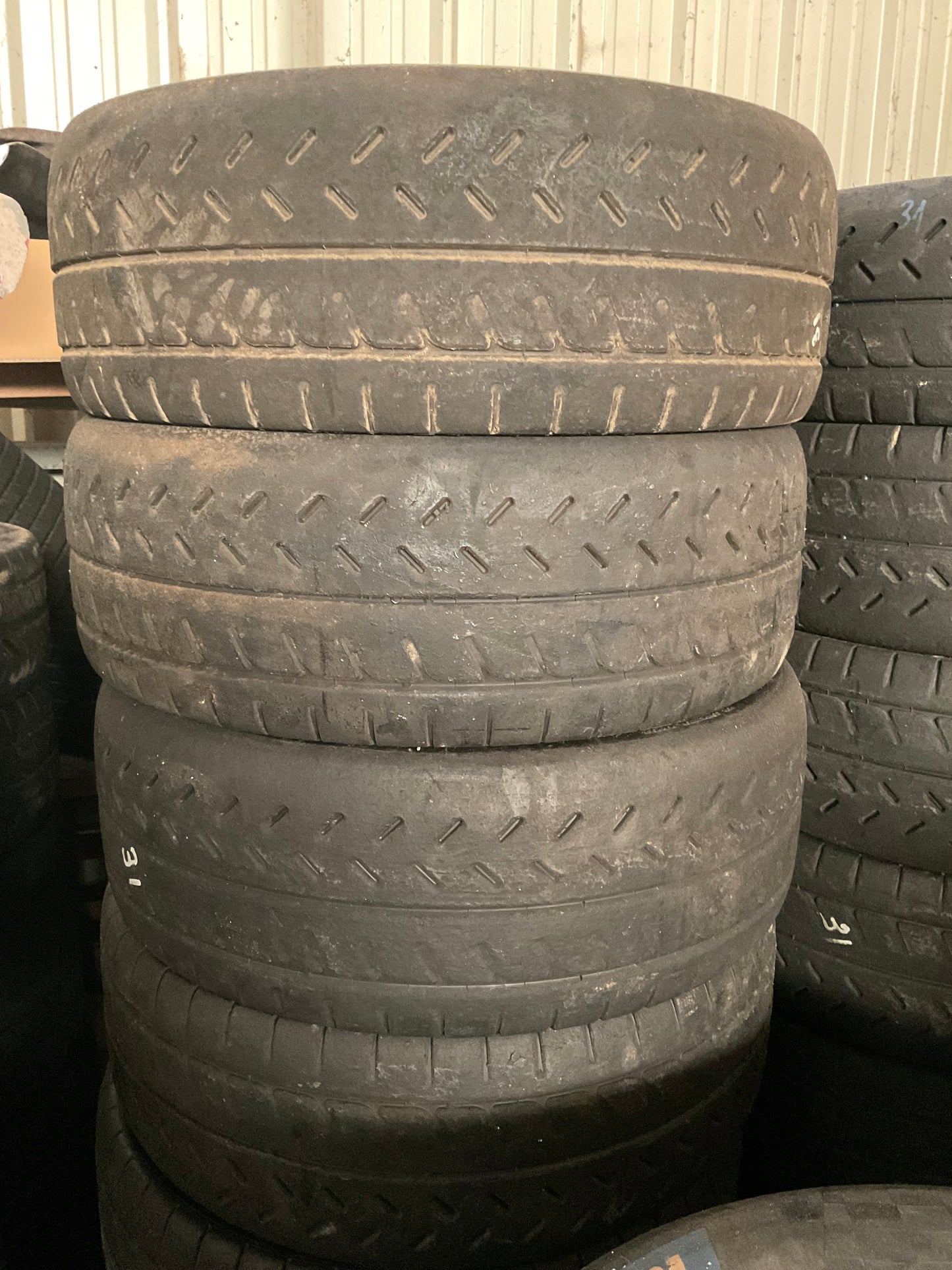 Pneu Michelin 19/60-16 R31 Occasion