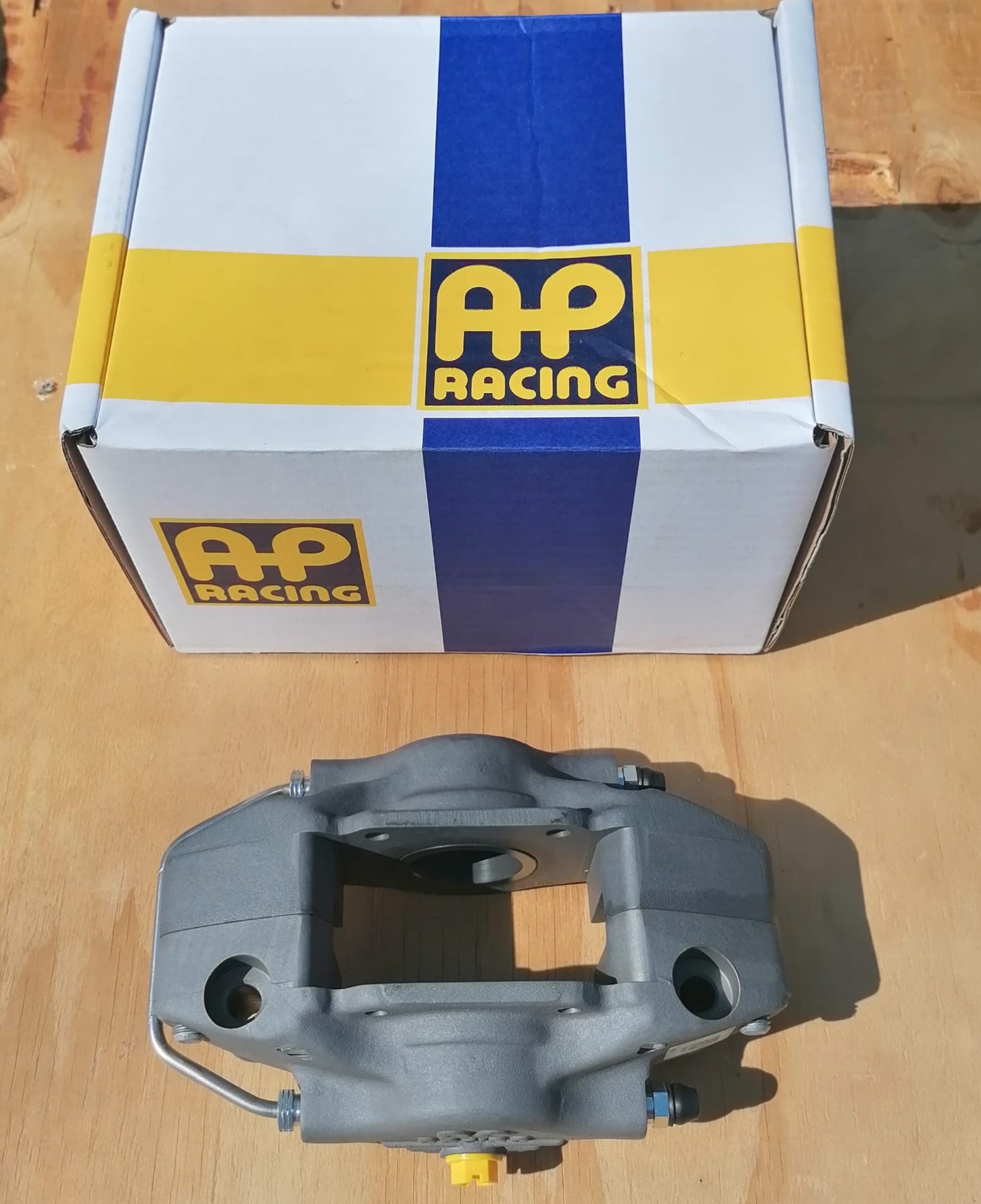 Etrier Arrière Gauche/ Droit Clio R3 Maxi