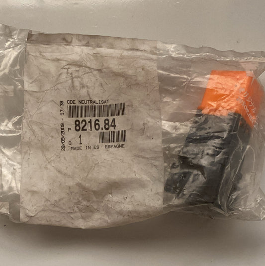 Commande de Neutralisation d'Airbag 821684