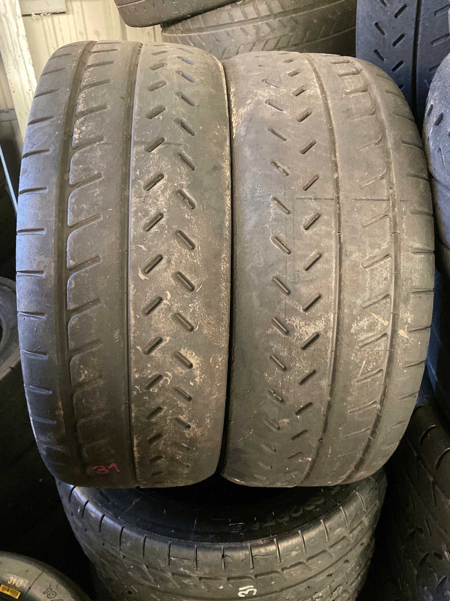 Pneu Michelin 19/60-16 R31 Occasion